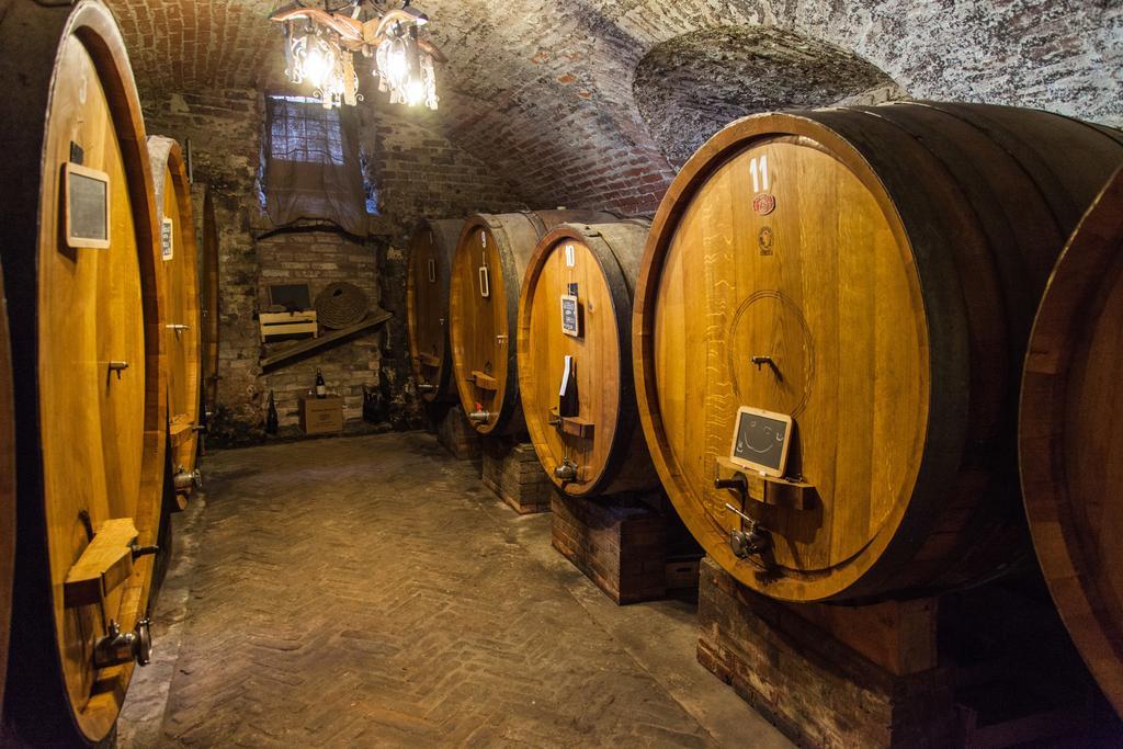 Cascina Arcangelo Raffaele Verduno Extérieur photo